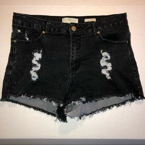 Nicki Minaj highrise black Distress shorts size 9/10